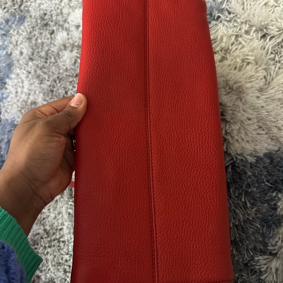 Authentic Gucci swing tote bag . - Picture 7 of 10